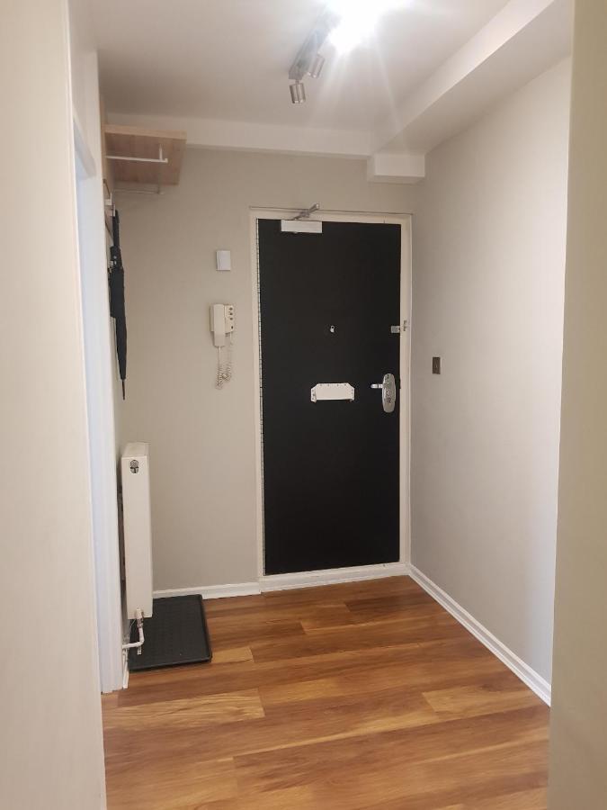 Beautiful 3-Bedroom Flat With Stunning Views لندن المظهر الخارجي الصورة